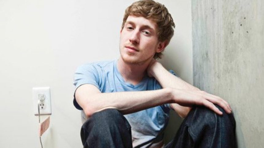 Where Did Asher Roth Go To College